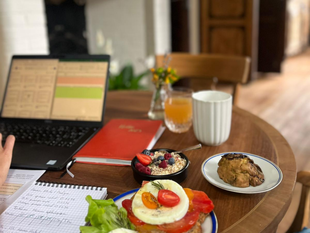 TRAVAILLER A LA MAISON DE LA MONTAGNE